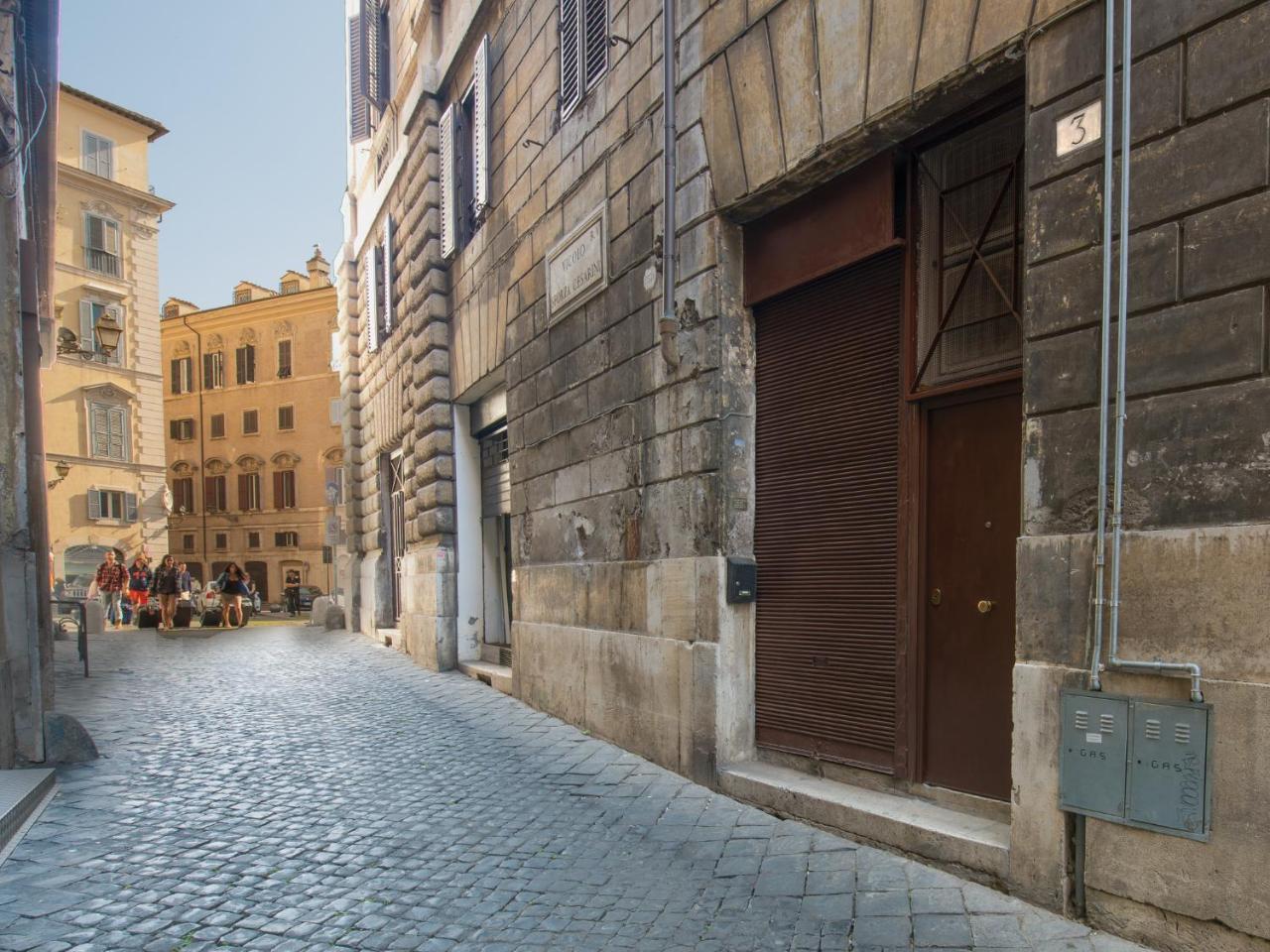 Navona Rom